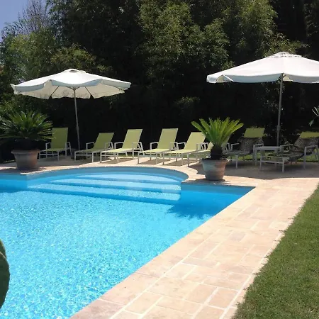 Charming In With Terrace And Shared Pool. Villa *