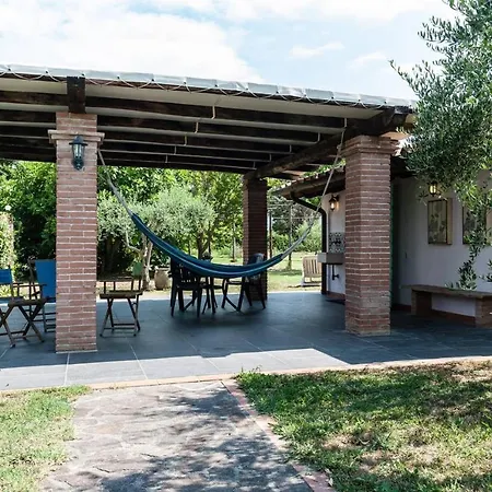 Charming In With Terrace And Shared Pool. * Pisa
